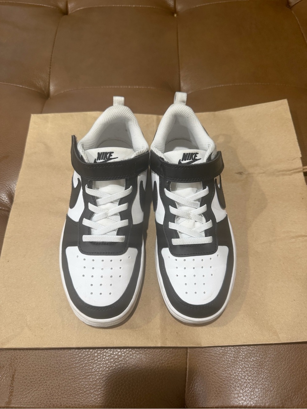 Nike Dunk Low Unisex Kids Black/White Hook & Loop Low Top Sneaker US 2